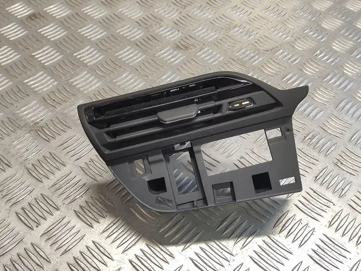 Citroen C4 Grand Picasso (2013 - 2016) 967797647A Боковой воздушный дефлектор — фото 1