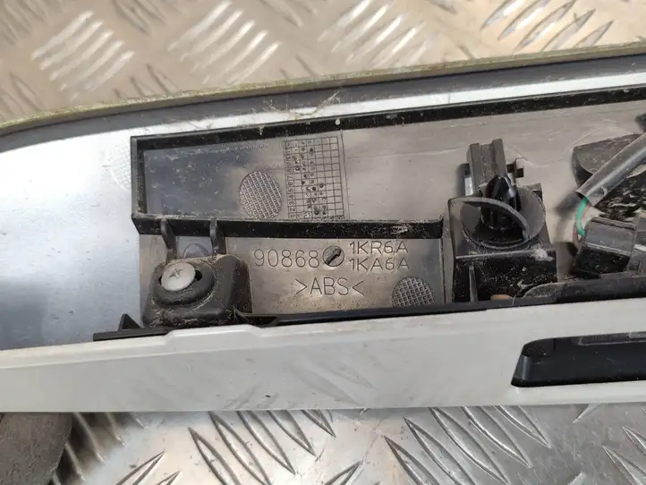 Nissan Juke I F15 (2010 - 2018) 26510jd00a Подсветка номера — фото 8