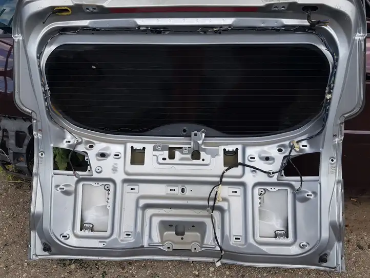 Ford S-MAX (2006 - 2010) Крышка багажника — фото 2