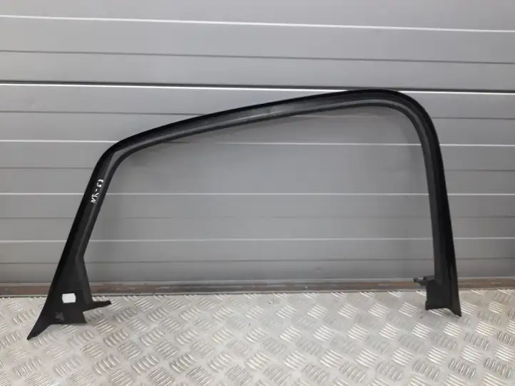 Audi A3/S3 8V (2012 - 2016)  8V5867672 Облицовка стекла задней двери