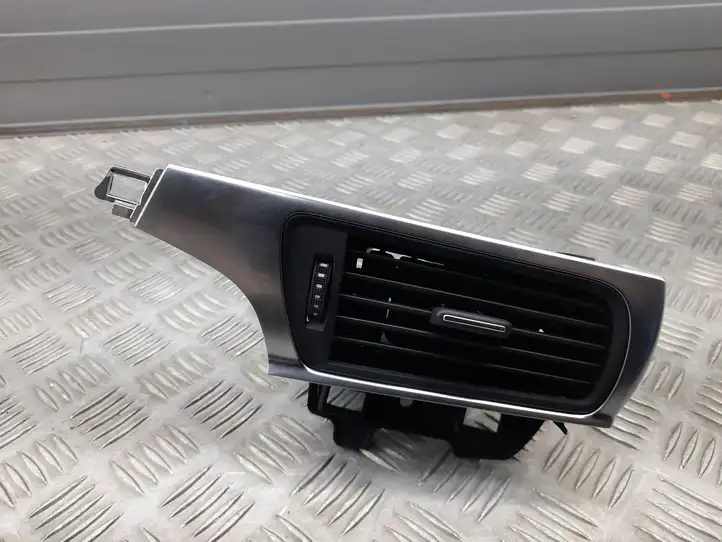 Audi A6 C7 (2011 - 2014) 4G1820901 Боковой воздушный дефлектор — фото 1