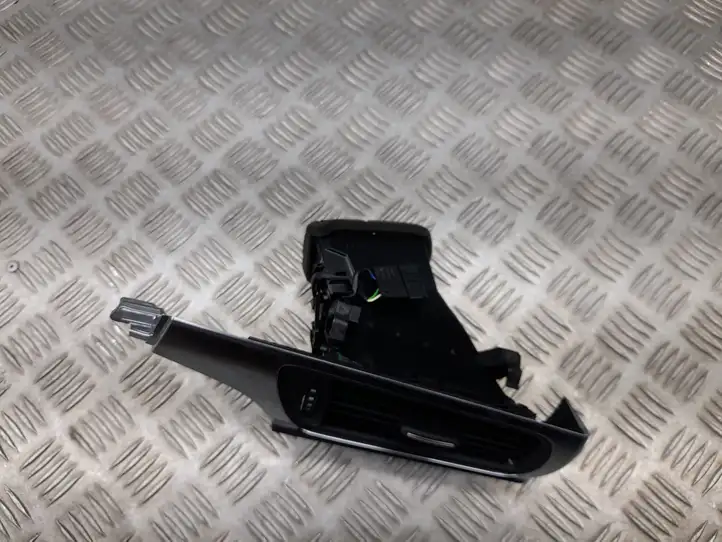 Audi A6 C7 (2011 - 2014) 4G1820901 Боковой воздушный дефлектор — фото 3