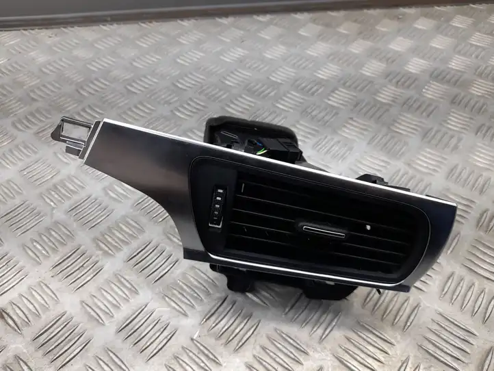 Audi A6 C7 (2011 - 2014) 4G1820901 Боковой воздушный дефлектор — фото 6