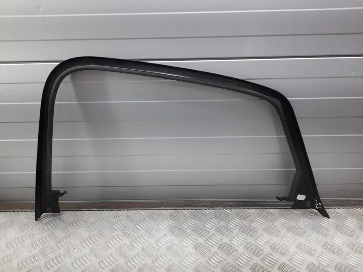 Audi A3/S3 8V (2012 - 2016) 8V5867671 Накладка стекла задней двери — фото 6