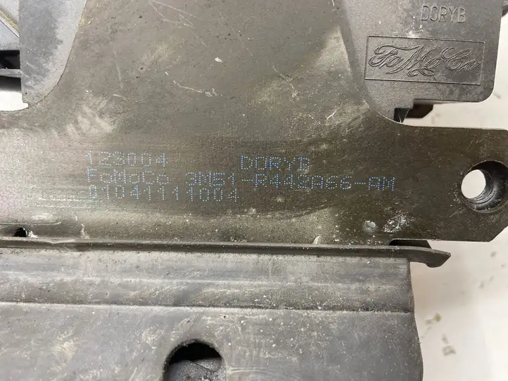 Ford C-MAX I (2003 - 2007) 3M51R442A66AM Замок крышки багажника — фото 2