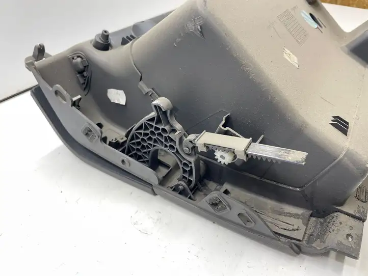 Volkswagen Touran I (2003 - 2010) 1T1857101A Вещевой ящик — фото 7