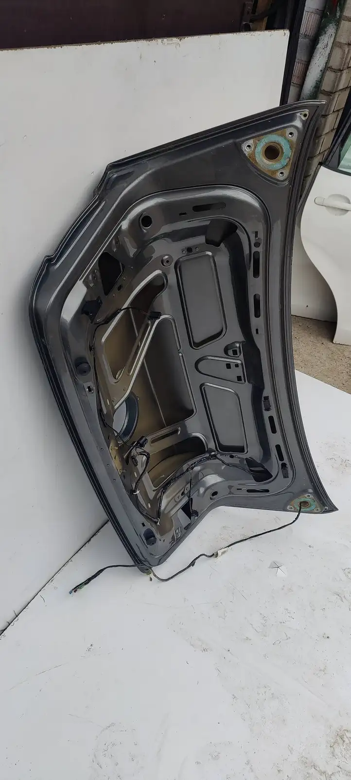 Volkswagen PASSAT B6 (2005 - 2010) 33013301 Крышка багажника — фото 2