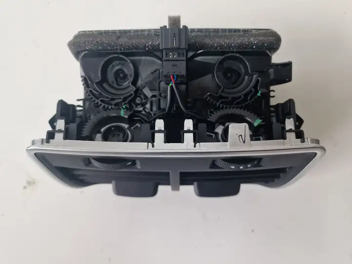 Audi A6 C7 (2011 - 2014) 4G0819203 Задний воздушный дефлектор — фото 3