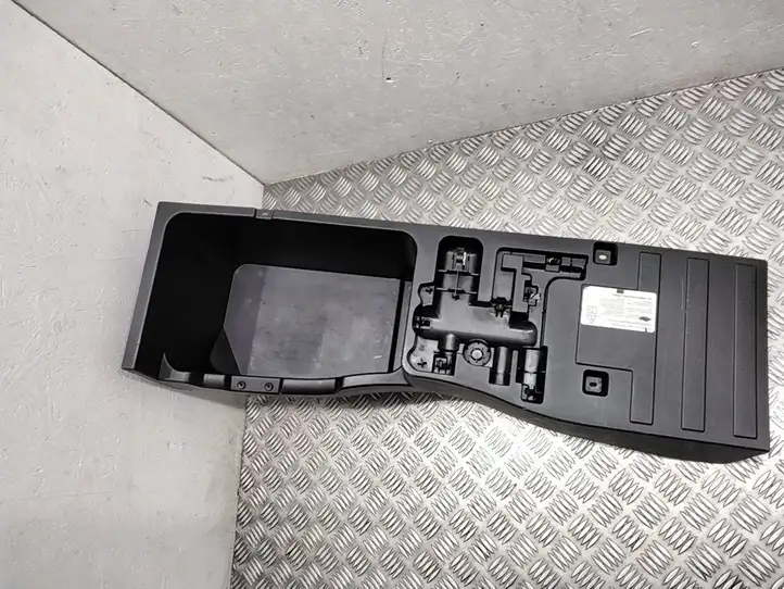 BMW X6 E71 (2008 - 2014) 51476981050 Ящик для хранения в багажнике — фото 1