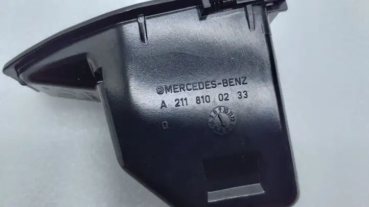 Mercedes-Benz CLS C219 (2003 - 2011) A2118100233 Дверная пепельница — фото 3