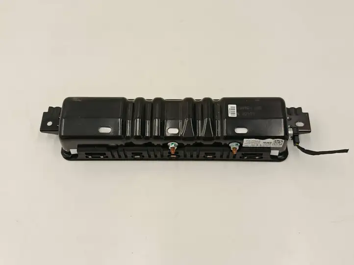 BMW 4 G22 G23 G24 G26 (2020 - ) 6804047 Коленная подушка безопасности — фото 3