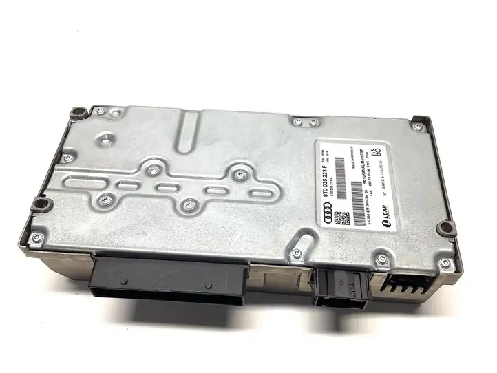 Audi A4 S4 B8 8K (2007 - 2011) 8T0035223F Усилитель звука — фото 4