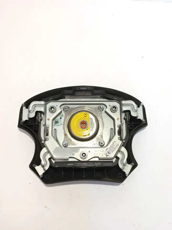 Toyota Hilux (AN10, AN20, AN30) (2004 - 2008)  4001206AA Подушка безопасности руля