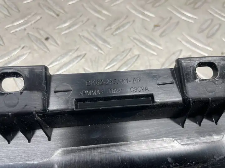 Land Rover Range Rover Sport L494 (2013 - 2017) DK62255A81AB Облицовка заднего бокового стекла — фото 4