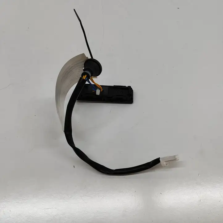 Nissan Qashqai J12 (2021 - ) 253806UA1A Кнопка закрытия багажника — фото 5