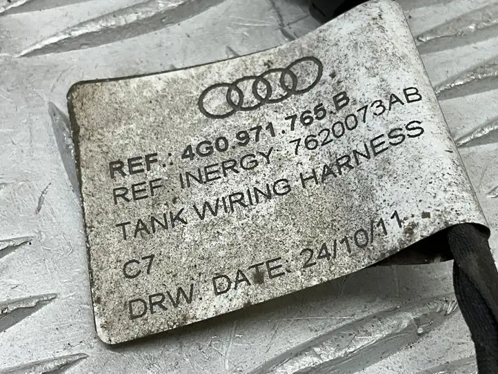 Audi A6 C7 (2011 - 2014) 4G0971765B Прочие детали системы AdBlue — фото 3