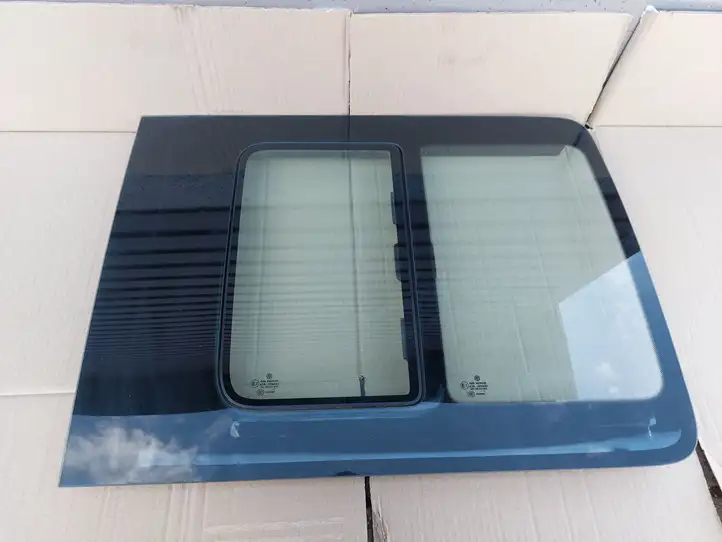 Volkswagen Caddy (2004 - 2010) 2K0847758 Заднее боковое стекло — фото 4