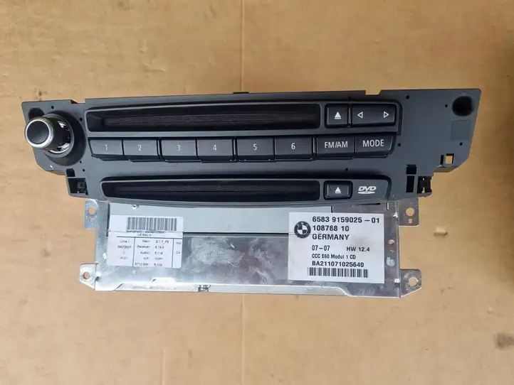 BMW 5 E60 E61 9159025 Магнитола / мультимедийная система — фото 2