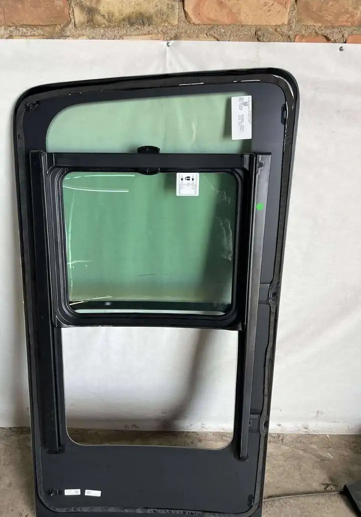 Ford Transit VII (2019 - ) BK31B25701A Боковое стекло в середине кузова — фото 5
