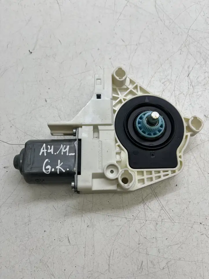 Audi A4 S4 B8 8K (2011 - 2015) 8K0959811A Стеклоподъемник задней двери — фото 1