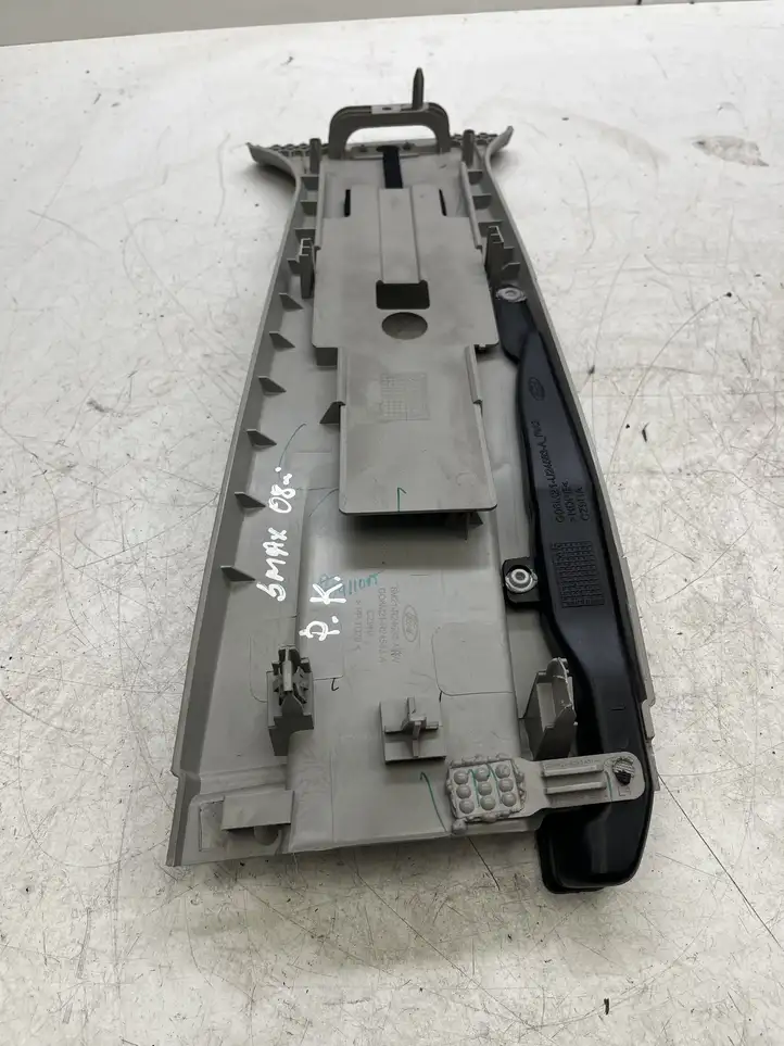 Ford S-MAX (2006 - 2010) 6M21R24583A Верхняя обшивка стойки B — фото 3
