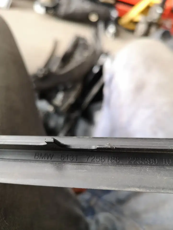 BMW 3 F30 F35 F31 (2012 - 2018) 7258188 Накладка стоек лобового стекла — фото 5