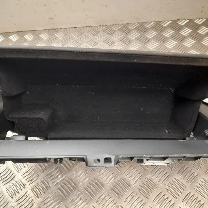 Tesla Model Y (2019 - 2024) 168422700C Бардачок в сборе — фото 4