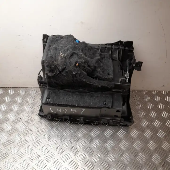 Mercedes-Benz B-class W246 (2014 - 2018) JC2012659 Бардачок в сборе — фото 5