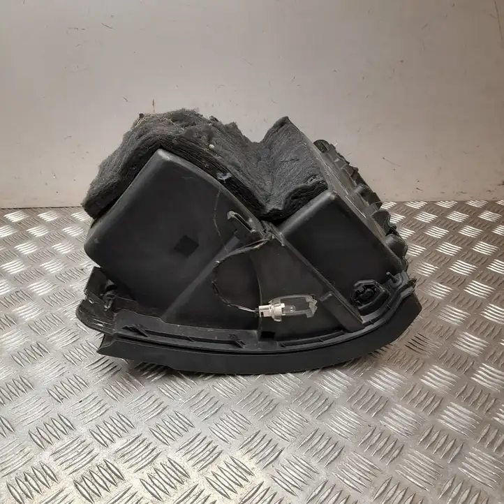Mercedes-Benz B-class W246 (2014 - 2018) JC2012659 Бардачок в сборе — фото 7