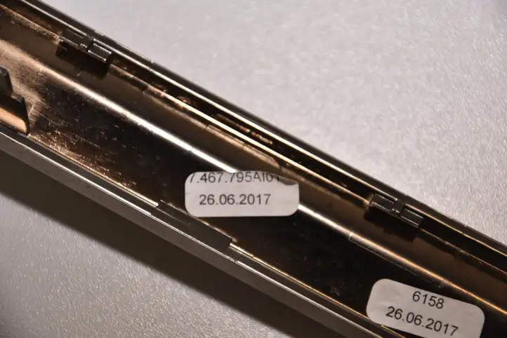 BMW 7 G11 G12 (2015 - 2022) Накладка стоек лобового стекла — фото 13