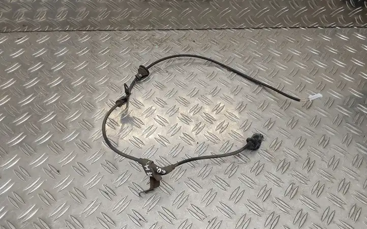 Toyota Yaris (2014 - 2019) Проводка заднего датчика ABS — фото 3