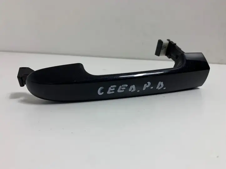 Kia Ceed (2010 - 2012) Наружная ручка двери — фото 1