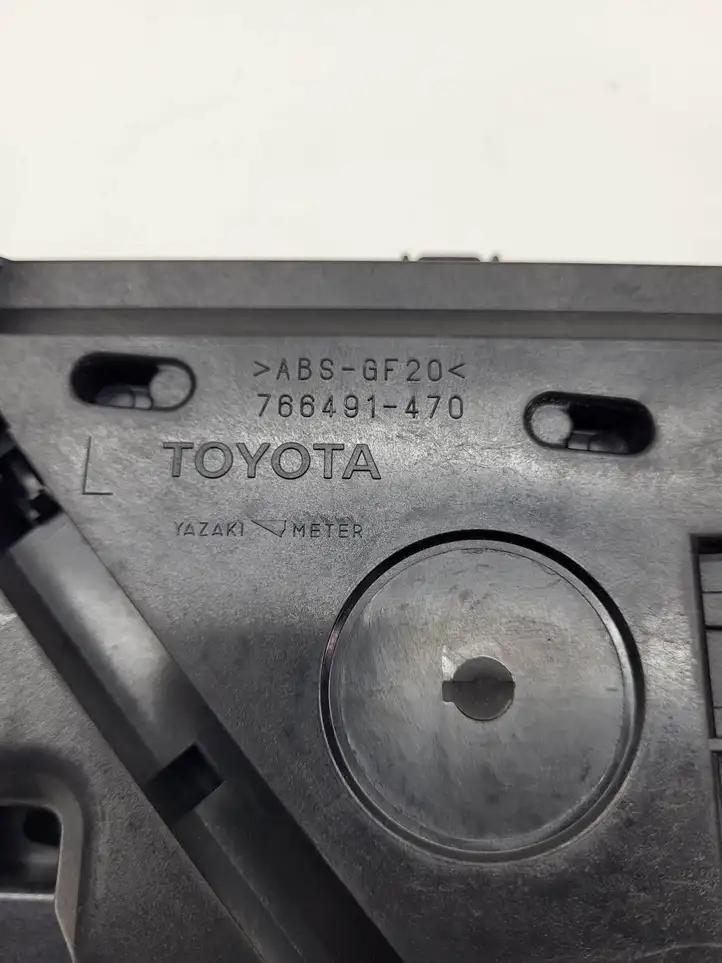 Toyota Prius+ (ZVW40) (2011 - 2018) 766491470 Выдвижной дисплей — фото 5