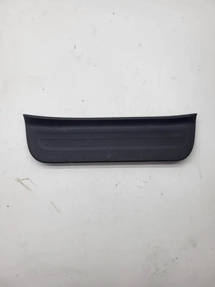 Toyota Prius+ (ZVW40) (2011 - 2018) 85887k0000 Внутренняя отделка переднего порога — фото 1