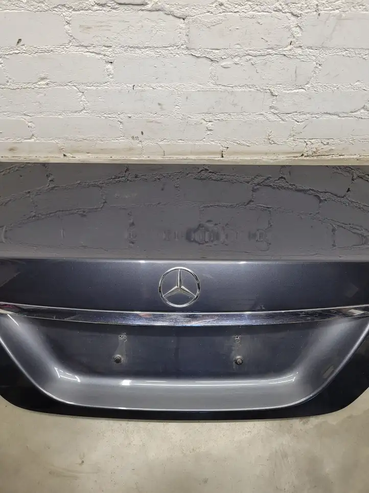 Mercedes-Benz CLS C218,X218 (2011 - 2017) Крышка багажника — фото 7