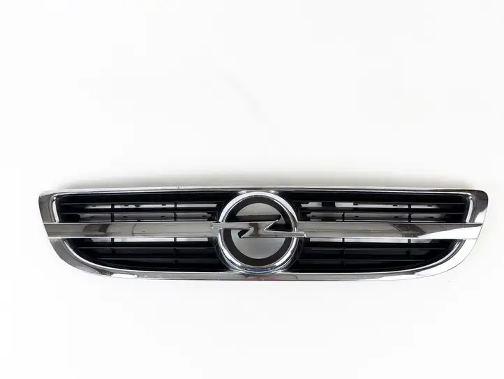 Opel Zafira A (1999 - 2003) 24453538 Передняя решетка — фото 1