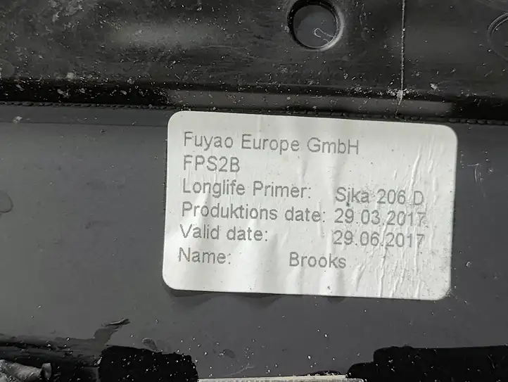 Land Rover Discovery 5 (2016 - ) HY3229600 Заднее боковое стекло — фото 3