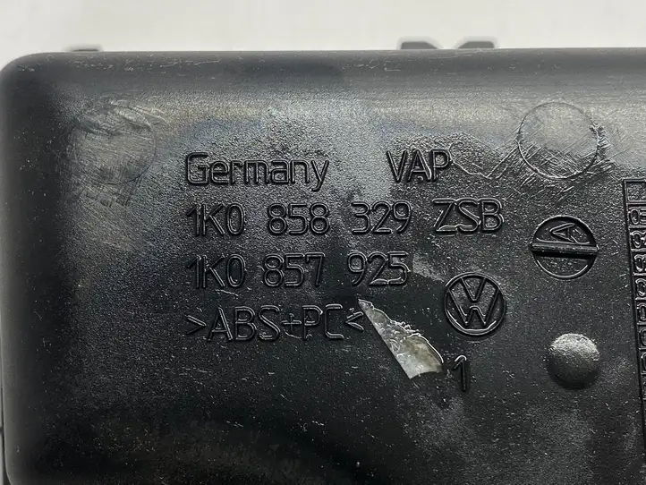 Volkswagen Golf V (2003 - 2009) 1K0857925 Другая деталь консоли (туннеля) — фото 7