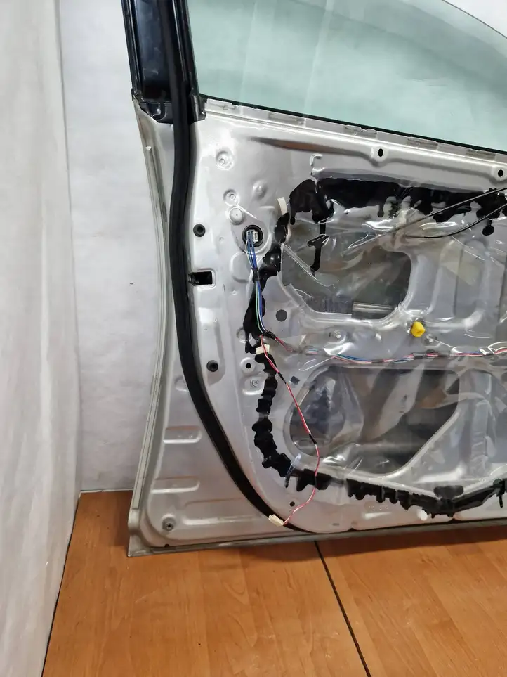 Toyota Avensis T250 (2006 - 2009) Дверь — фото 6