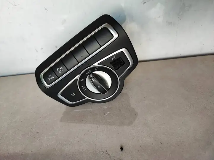 Mercedes-Benz GLC X253/C253 (2015 - ) A2059051810 Включатель фонарей — фото 1