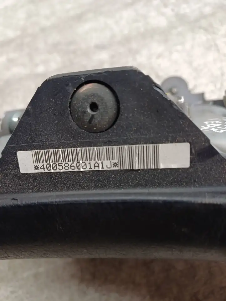 Toyota Avensis Verso (1995 - 2001) 400586001A1J Подушка безопасности руля — фото 5