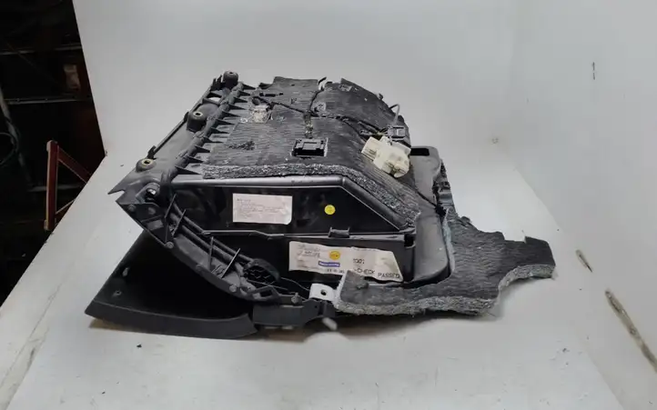 Audi A6 S6 C6 4F (2004 - 2008) 4F1857035 Вещевой ящик — фото 4