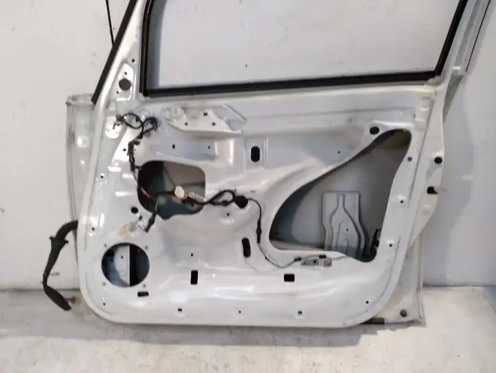 Mitsubishi Colt (2008 - 2012) Дверь — фото 4