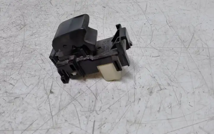 Toyota Yaris (2005 - 2009) 1928294 Блок кнопок стеклоподъемников — фото 1