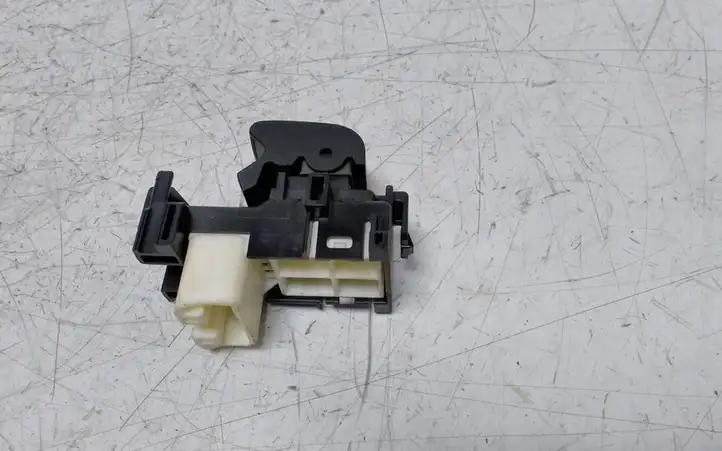 Toyota Yaris (2005 - 2009) 1928294 Блок кнопок стеклоподъемников — фото 6