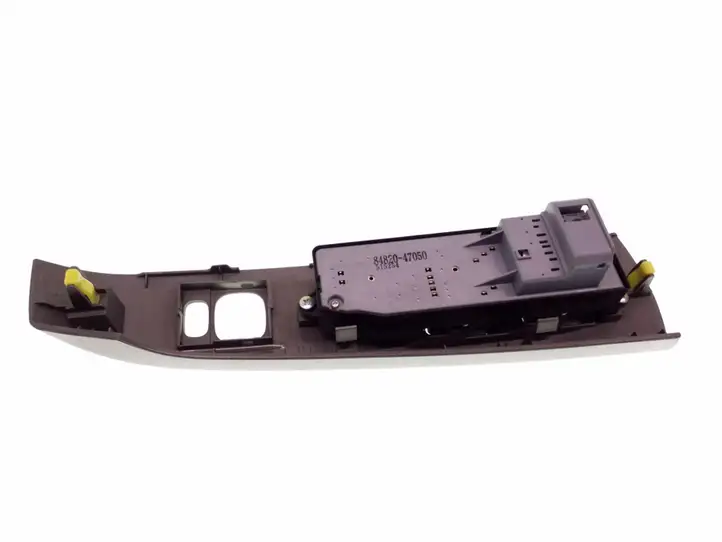 Toyota Prius+ (ZVW40) (2011 - 2018) 8482047050 Блок кнопок стеклоподъемников — фото 2