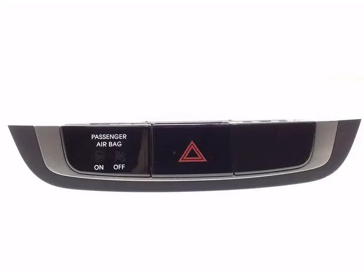 Hyundai ix35 (2013 - 2019) 847402S400 Включатель аварийных фонарей — фото 1