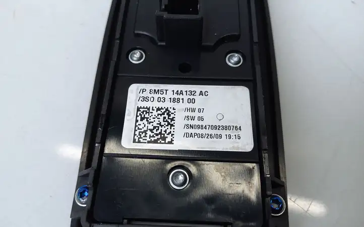 Ford Kuga I (2008 - 2012) 8M5T14A132AC Блок кнопок стеклоподъемников — фото 2