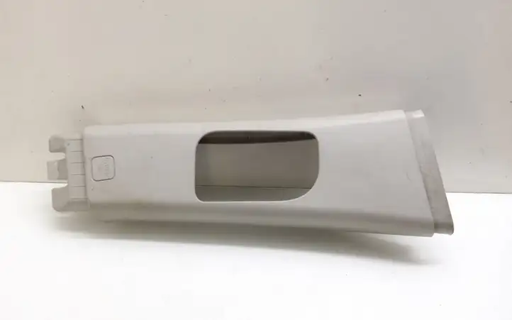 Nissan Qashqai (2006 - 2010) 76913JD000 Накладка ремня безопасности — фото 1