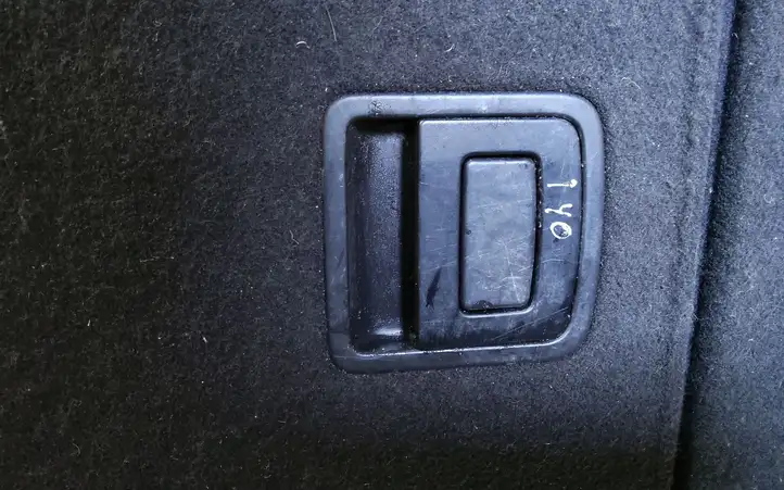 Hyundai i40 (2011 - ) Пол багажника — фото 3